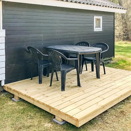 بيت للعطل 2 Bedroom Cozy In *